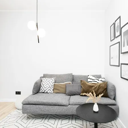 Korter Revalia Bus Station-airport One Bedroom Tallinn