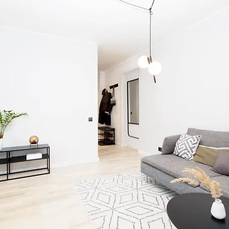 Revalia Bus Station-airport One Bedroom Korter